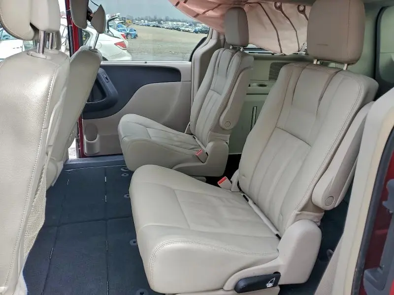 2014 CHRYSLER TOWN & COUNTRY TOURING  