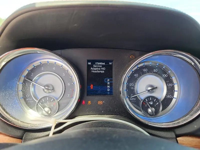 2014 CHRYSLER 300C VARVATOS  