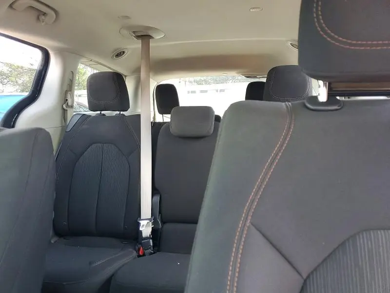 2017 CHRYSLER PACIFICA LX  