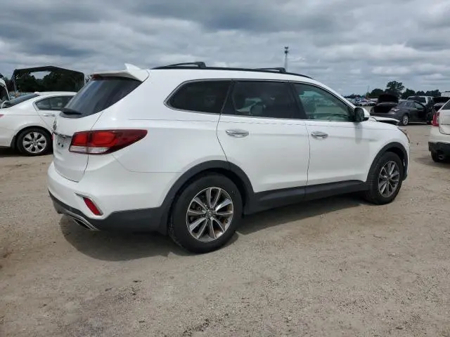 2018 HYUNDAI SANTA FE SE  
