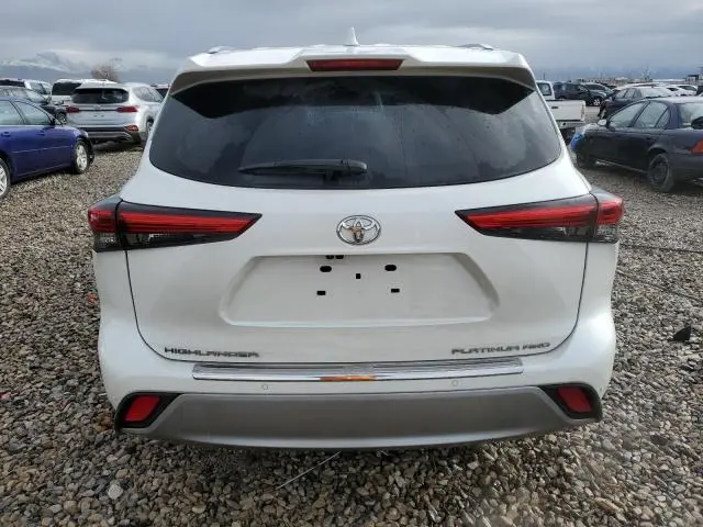 2020 TOYOTA HIGHLANDER PLATINUM  