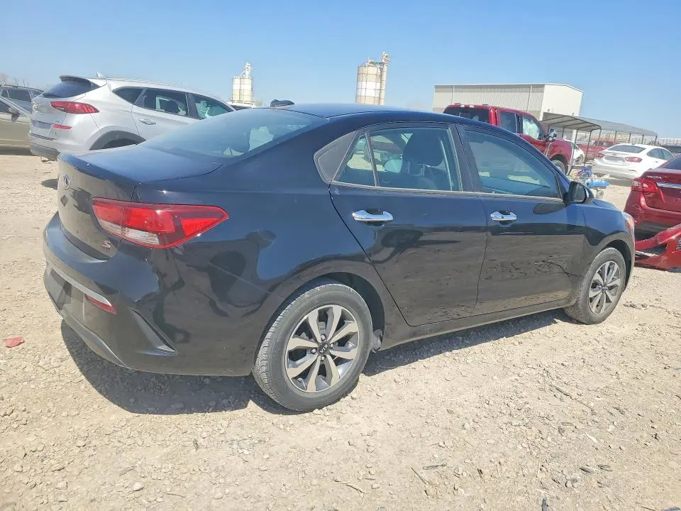 2021 KIA RIO S  