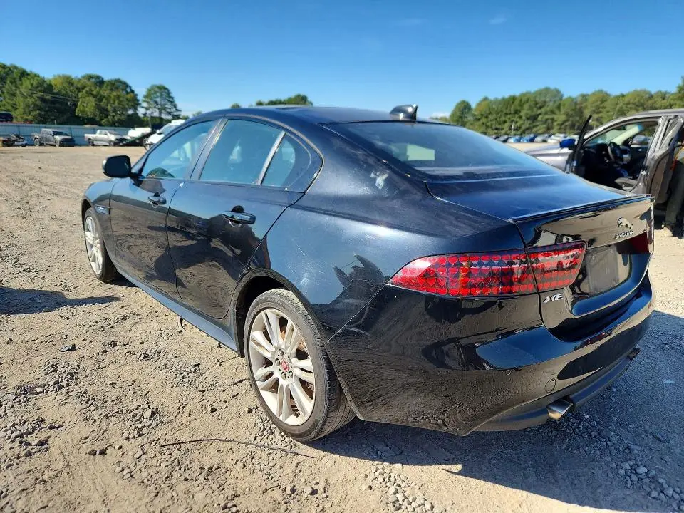 2018 JAGUAR XE R - SPORT  