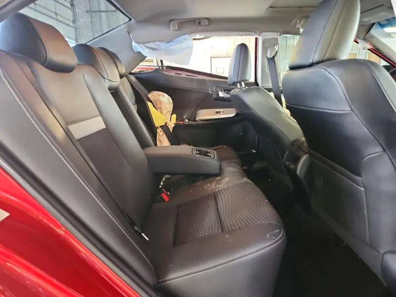 2012 TOYOTA CAMRY SE  