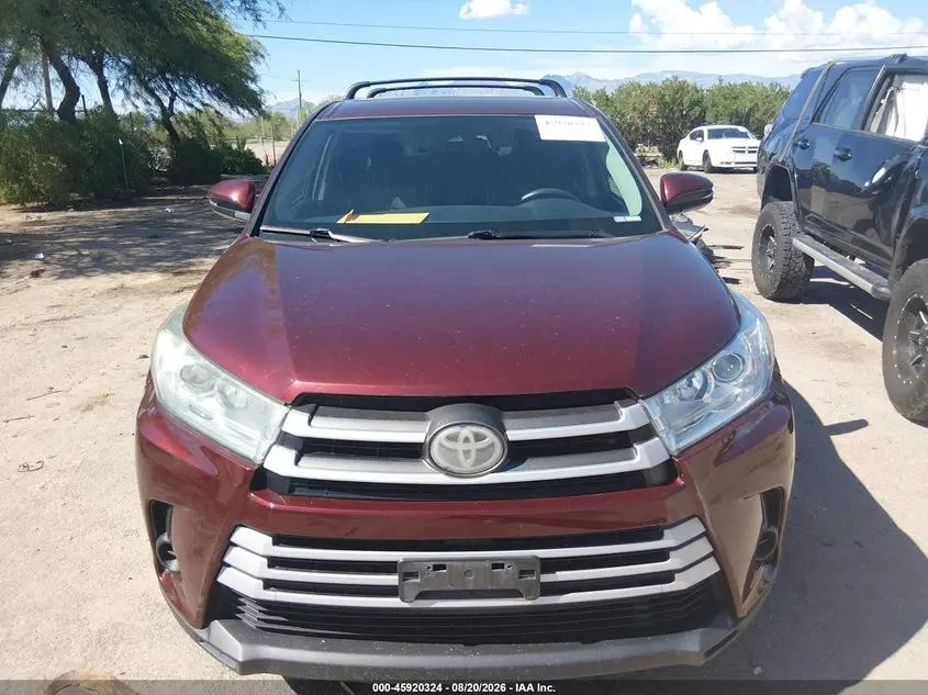 2019 TOYOTA HIGHLANDER LE