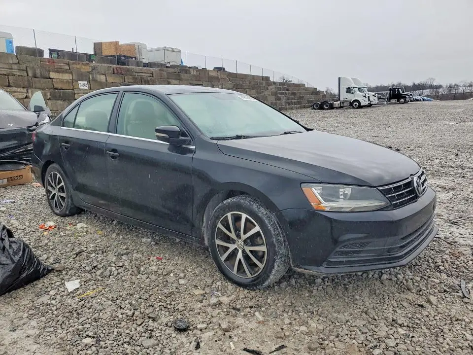 2018 VOLKSWAGEN JETTA SE  