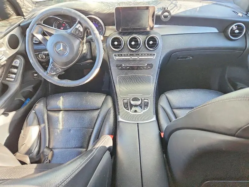 2019 MERCEDES-BENZ GLC 300  