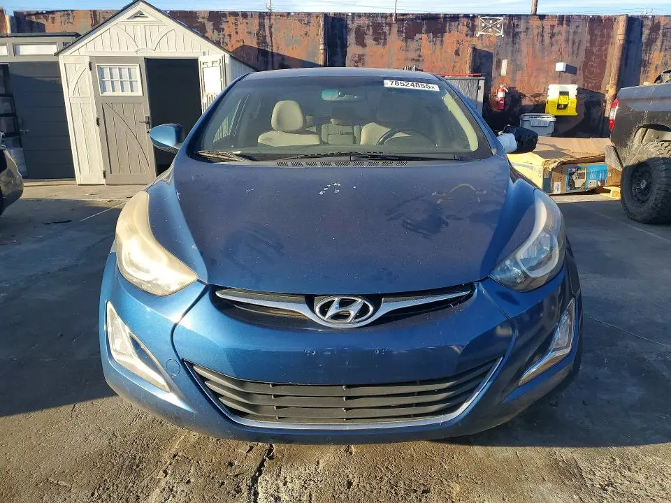 2015 HYUNDAI ELANTRA SE  
