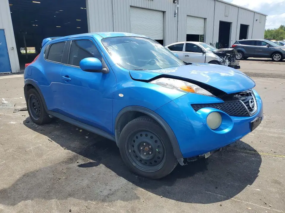 2011 NISSAN JUKE S  