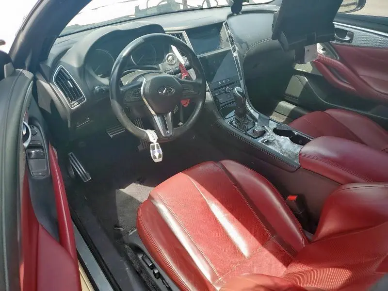 2017 INFINITI Q60 RED SPORT 400  