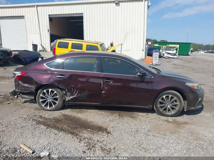 2016 TOYOTA AVALON XLE