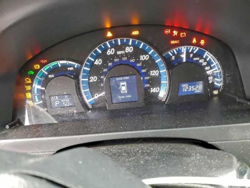 2012 TOYOTA CAMRY HYBRID  