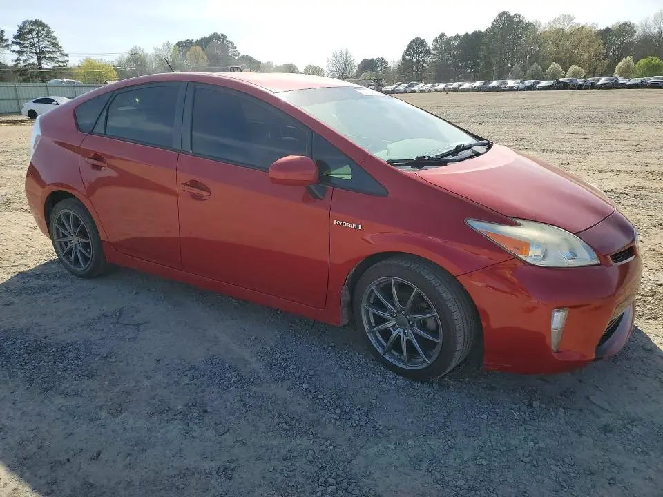 2013 TOYOTA PRIUS TWO  