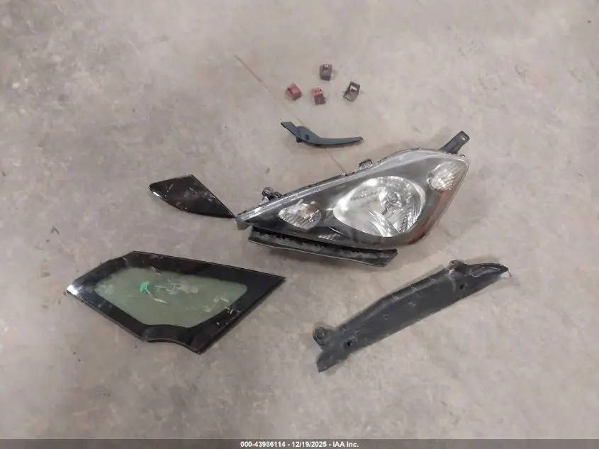 2013 HONDA FIT SPORT