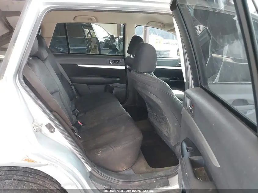 2012 SUBARU OUTBACK 2.5I PREMIUM