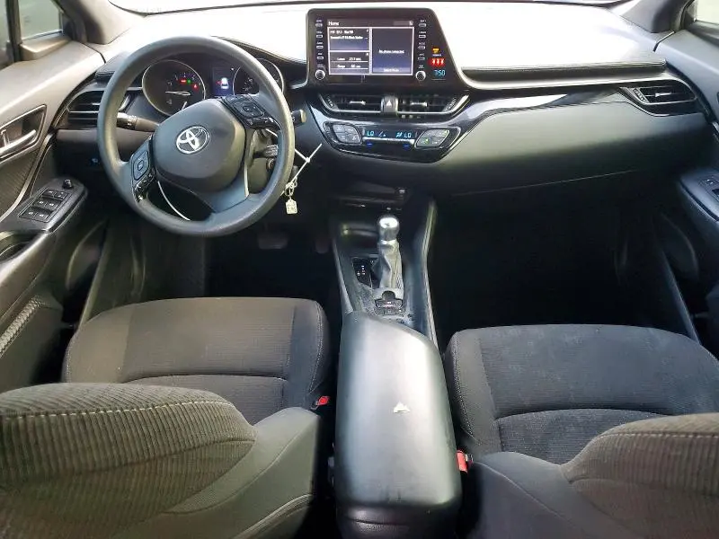 2019 TOYOTA C-HR LE  