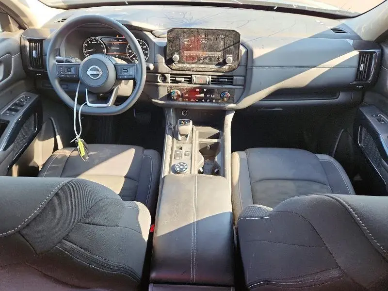 2025 NISSAN PATHFINDER S  