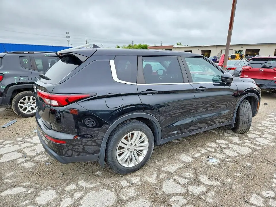 2023 MITSUBISHI OUTLANDER ES  