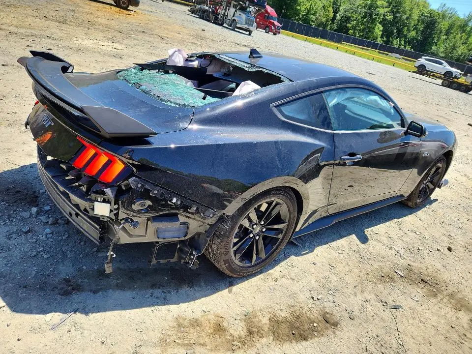 2025 FORD MUSTANG GT  