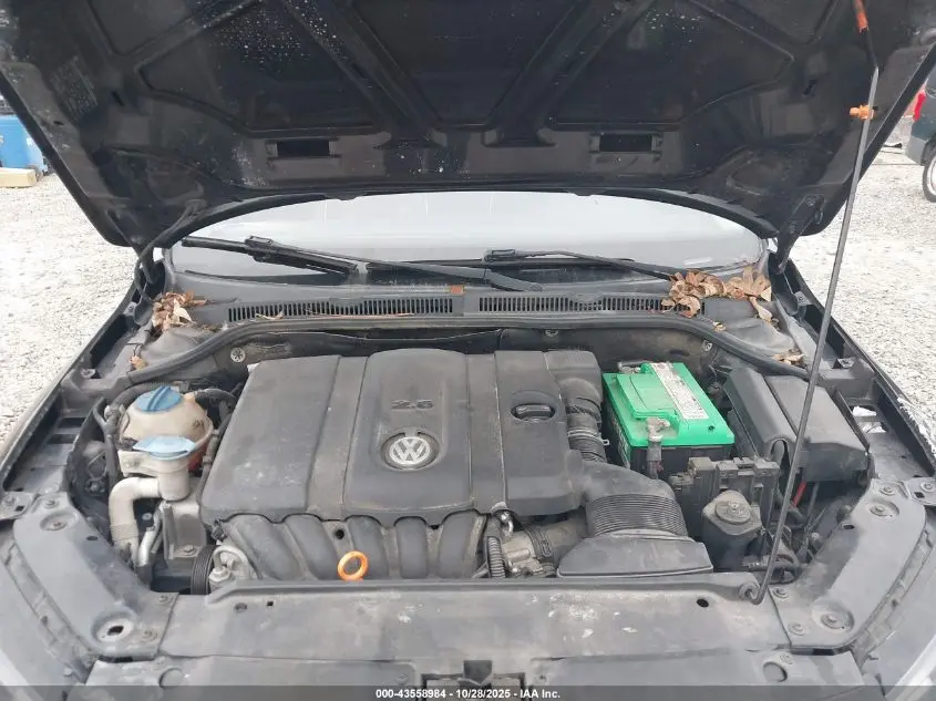 2011 VOLKSWAGEN JETTA 2.5L SE