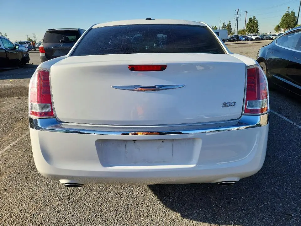 2012 CHRYSLER 300 LIMITED  