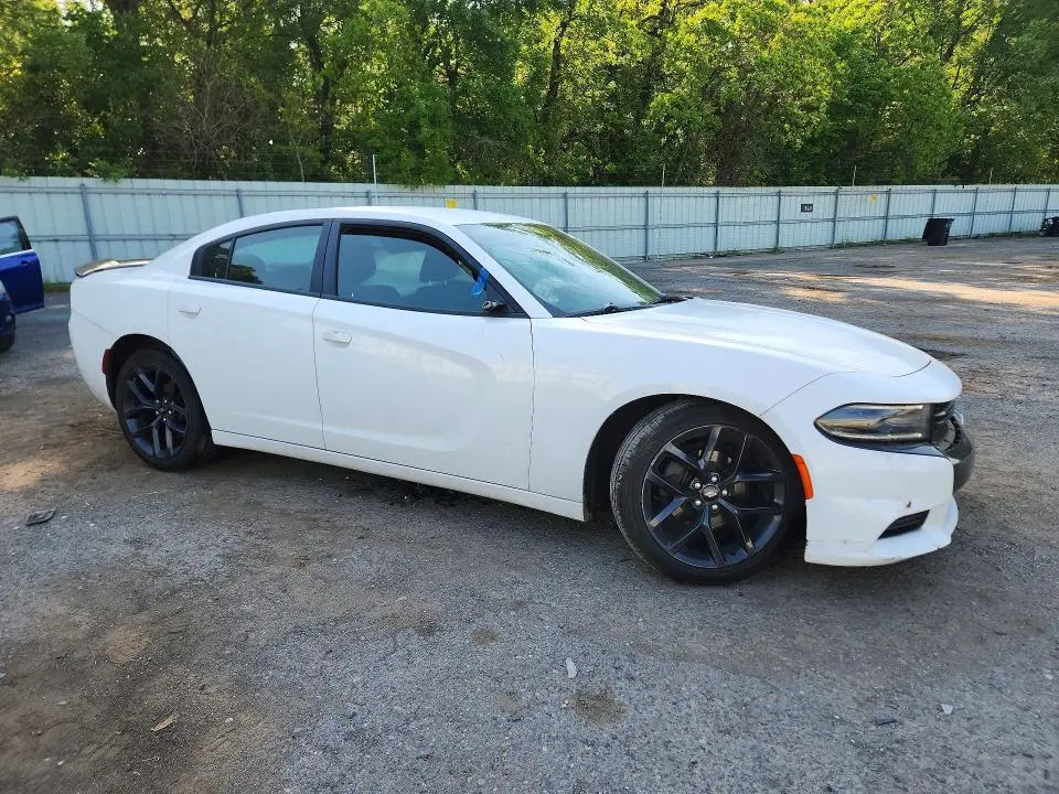 2019 DODGE CHARGER SXT  