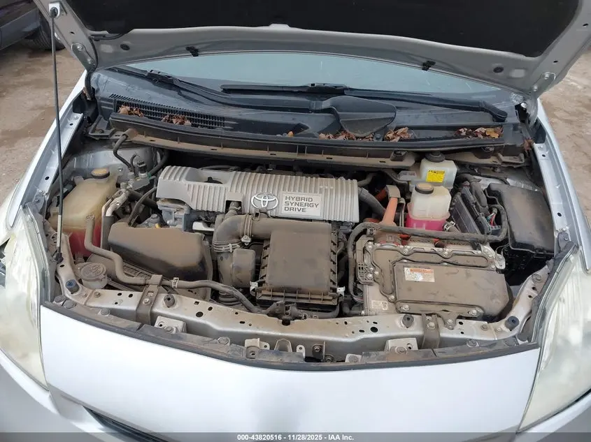 2013 TOYOTA PRIUS TWO