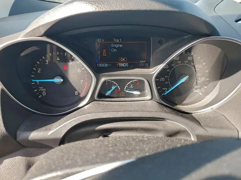 2017 FORD ESCAPE SE  