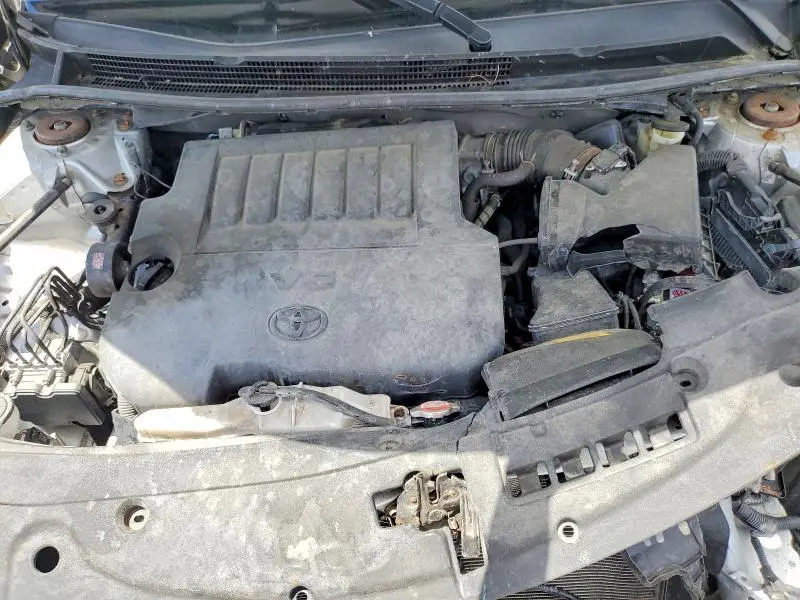 2016 TOYOTA AVALON LIMITED  