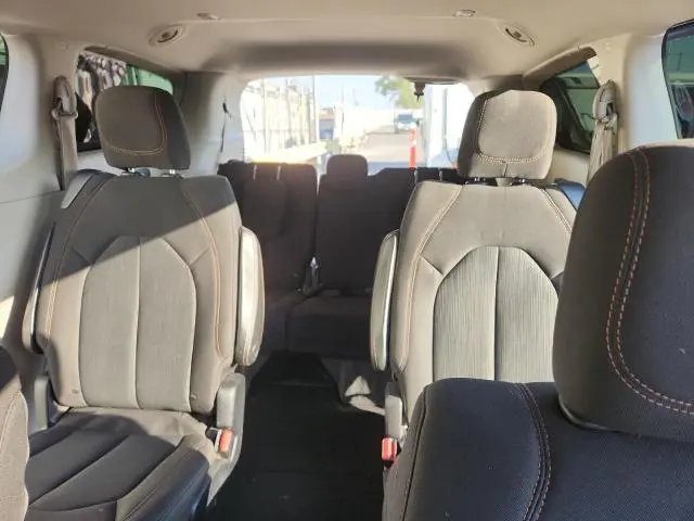 2017 CHRYSLER PACIFICA TOURING  