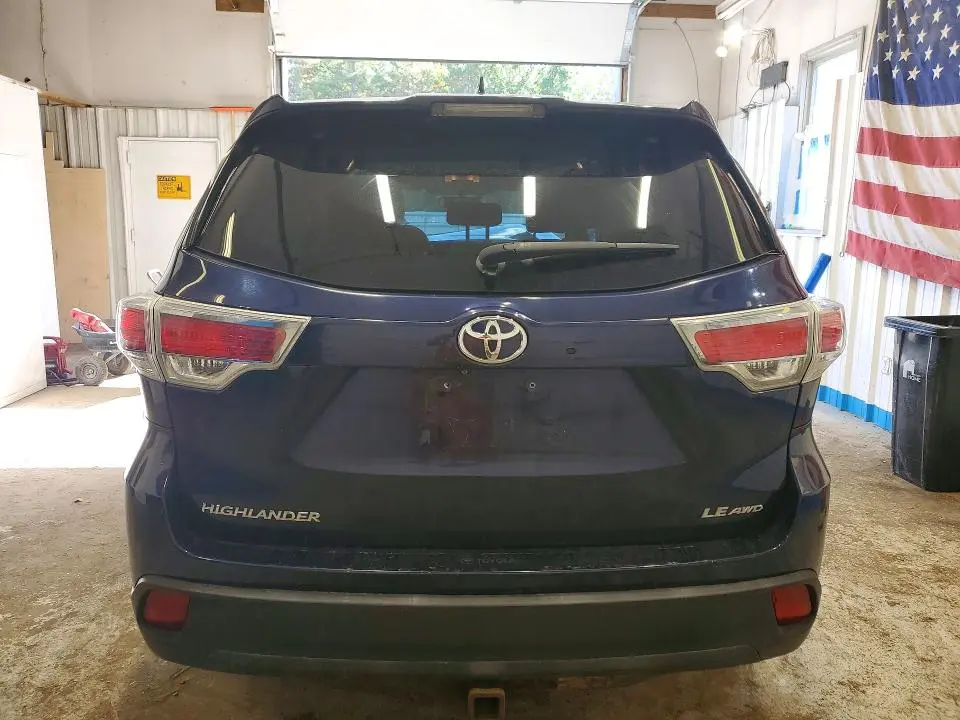2014 TOYOTA HIGHLANDER LE PLUS  