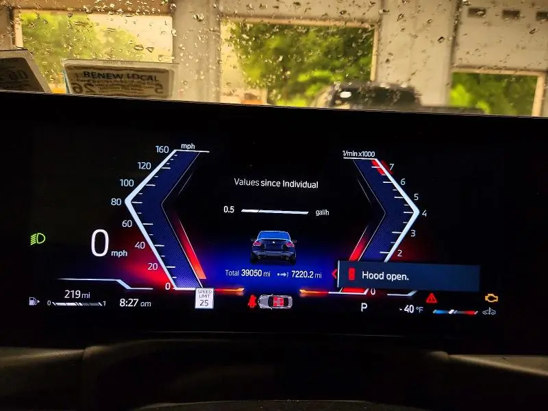 2024 BMW 230XI   