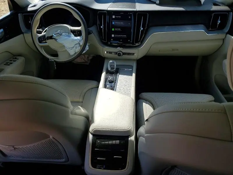 2024 VOLVO XC60 ULTIMATE  