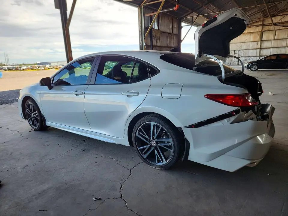 2025 TOYOTA CAMRY XSE  