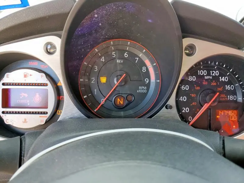 2010 NISSAN 370Z   