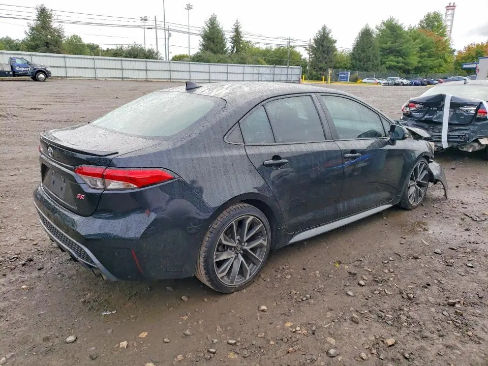 2020 TOYOTA COROLLA SE  
