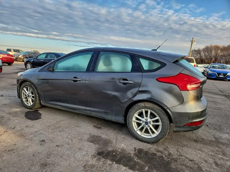 2015 FORD FOCUS SE  
