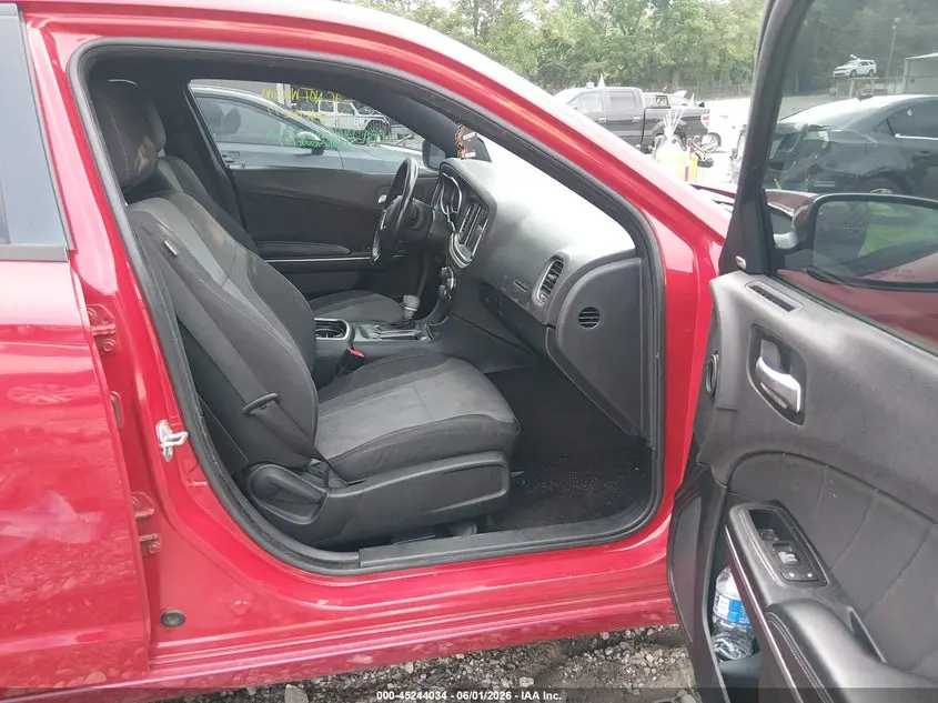 2016 DODGE CHARGER SXT