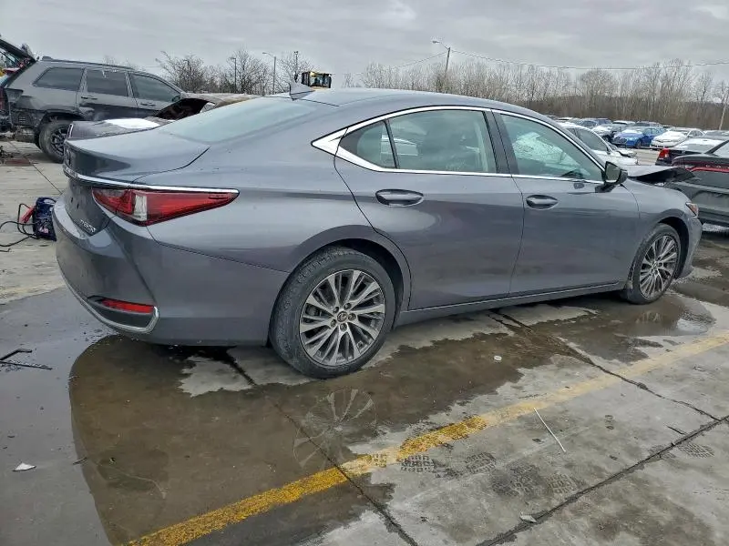 2021 LEXUS ES 250   