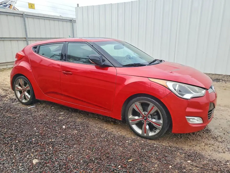 2013 HYUNDAI VELOSTER BASE  