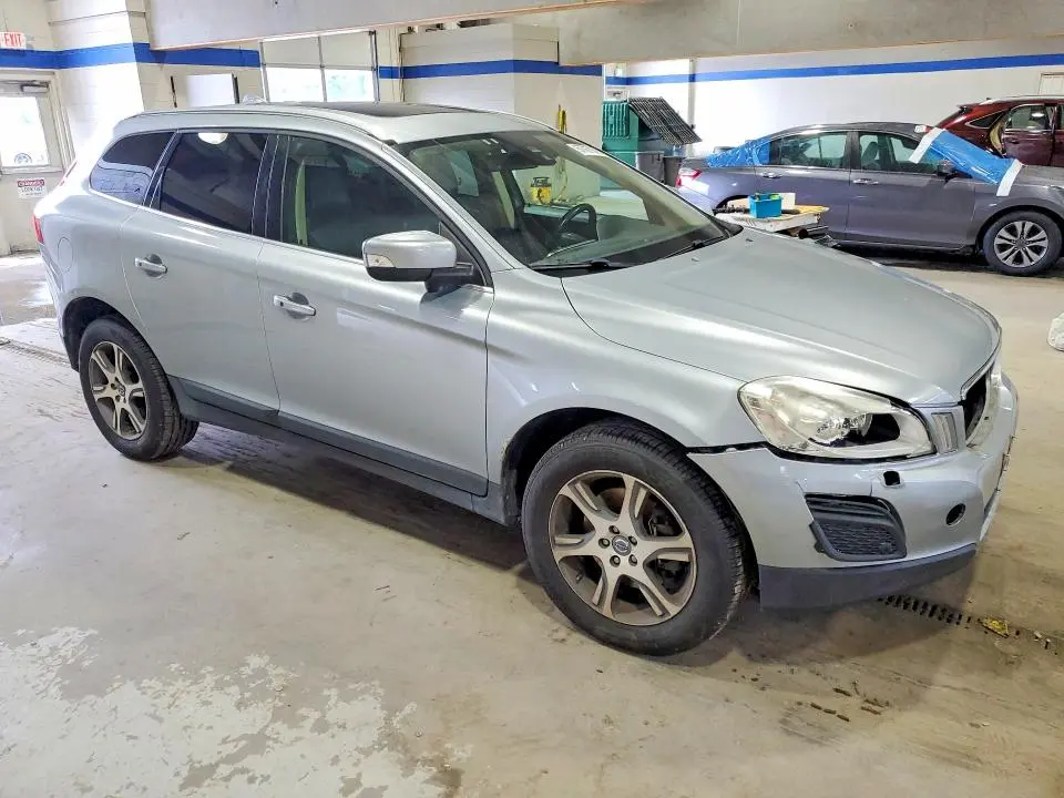 2013 VOLVO XC60 T6  