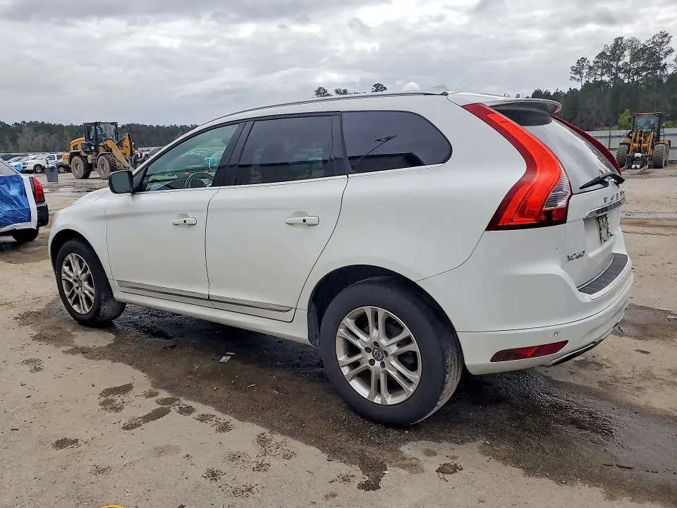 2016 VOLVO XC60 T5 PREMIER  