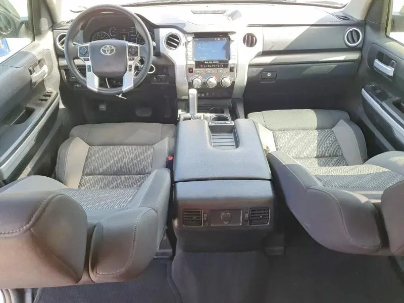 2021 TOYOTA TUNDRA CREWMAX SR5  