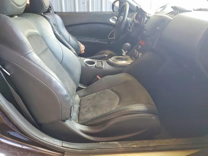 2010 NISSAN 370Z BASE  