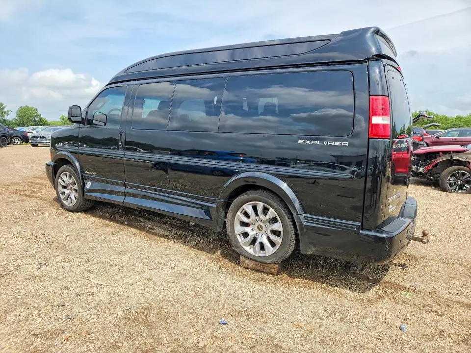 2022 GMC SAVANA G2500  