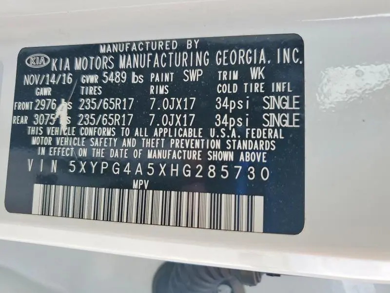 2017 KIA SORENTO LX V6  