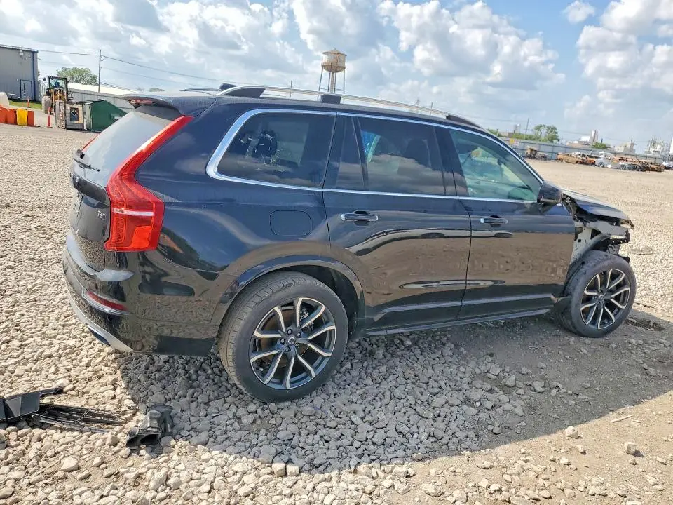 2016 VOLVO XC90 T6  