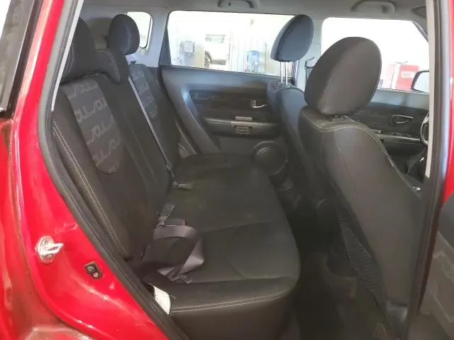 2013 KIA SOUL +  