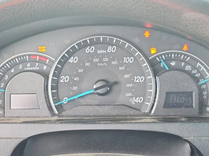 2014 TOYOTA CAMRY LE  