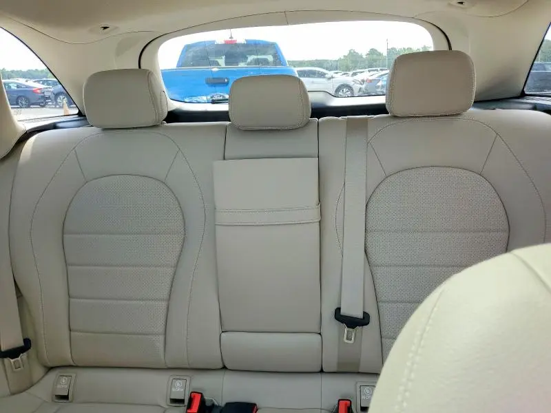 2022 MERCEDES-BENZ GLC 300  